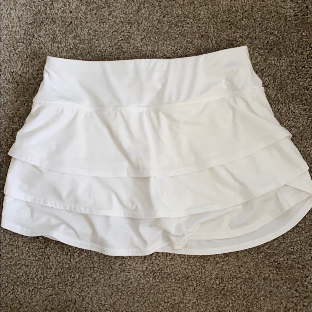 Athleta workout skirt in white